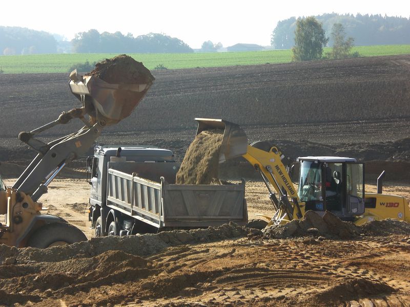 Erdarbeiten bei der Siegl GmbH